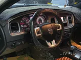 Dodge Charger SE