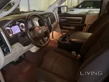 Dodge RAM 1500 2015