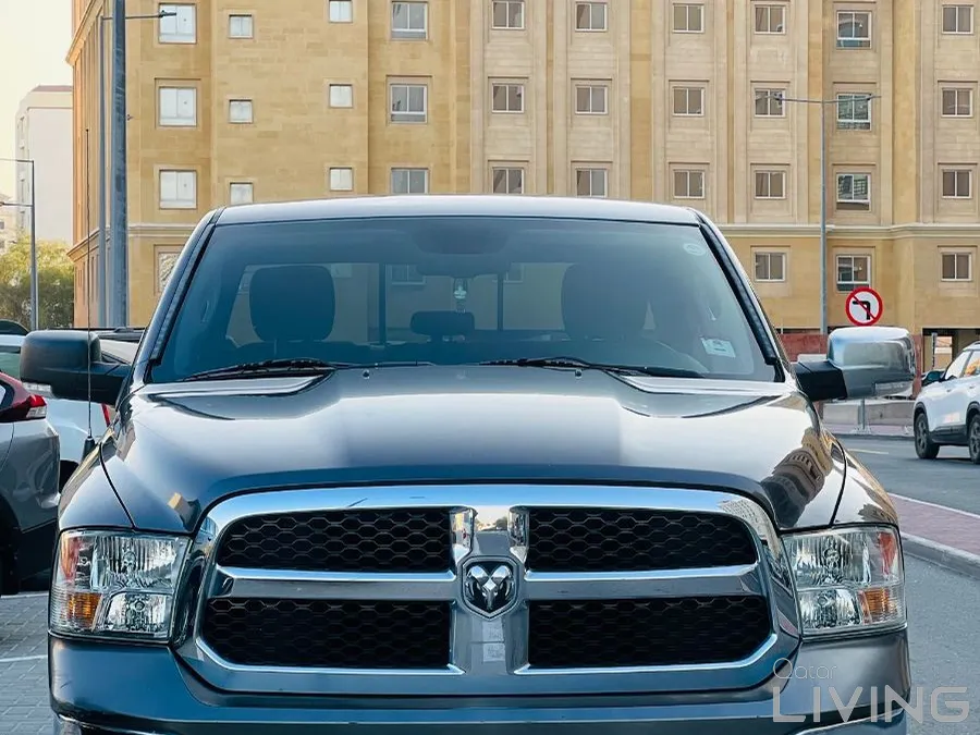 Dodge RAM SLT 2015 model