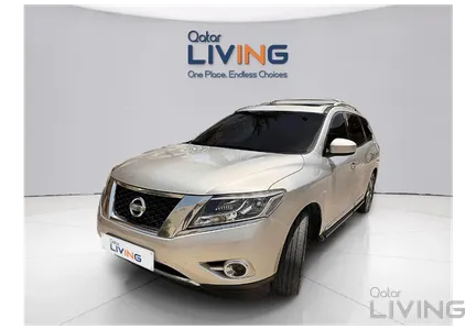 Nissan Pathfinder SV 2015