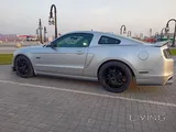 Ford mustang 2013