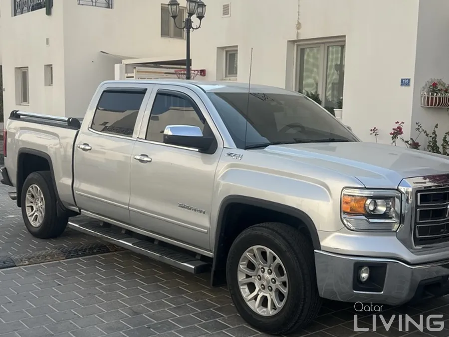 GMC Sierra