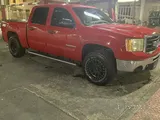 GMC Sierra vey low mileage and well mentained