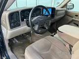 GMC Suburban 2005