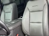GMC Yukon Denali 2021