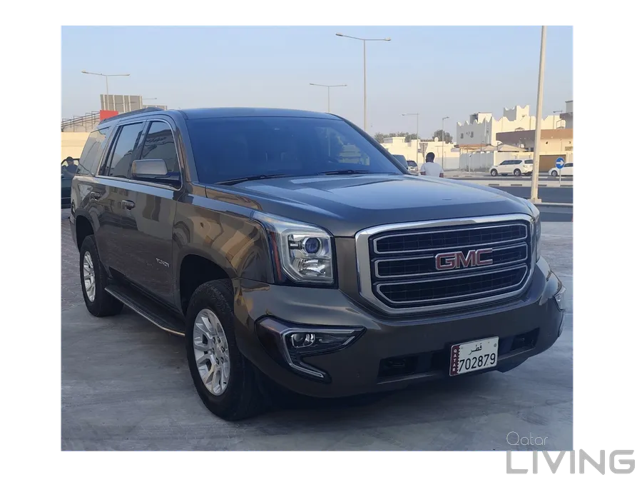 GMC YUKON SLE 2016