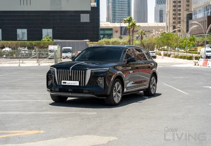 Hongqi E-HS9  2023