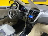Hyundai Accent 2015