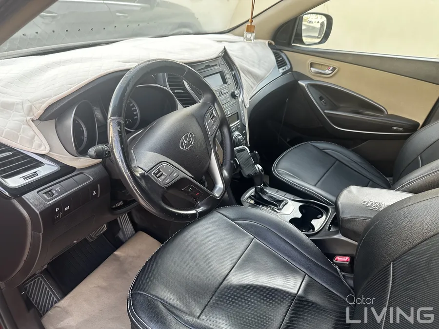 Hyundai Santa Fe 3.3L 4WD 2013