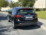 Infiniti FX35