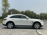 Infiniti QX70 low mileage 2016