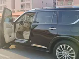 Infinity QX80 in perfect condition.