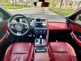 JAGUAR E PACE.