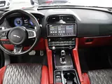 Jaguar F pace SVR 