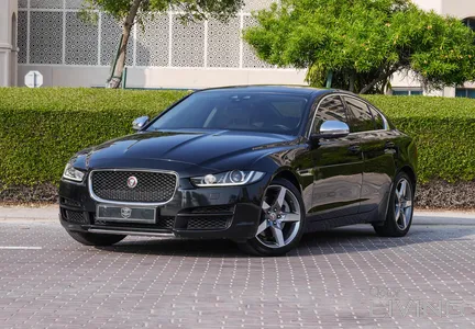 Jaguar XE Prestige 2019
