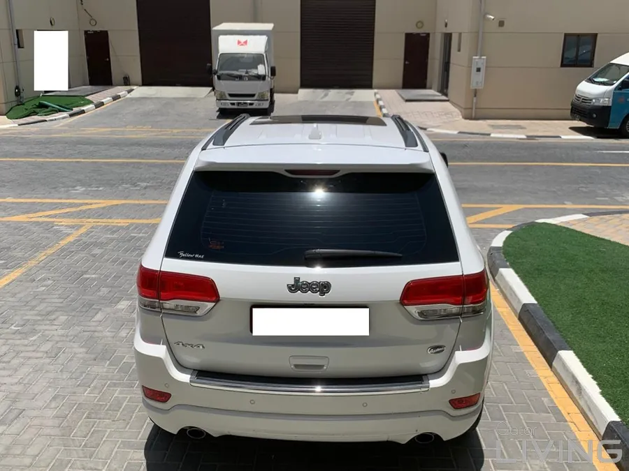 JEEP CHEROKEE 4WD; 5.7L V8 - 2014; 122,000KM