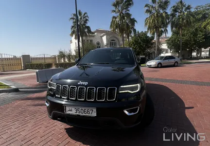 Jeep Grand Cherokee Laredo 2020