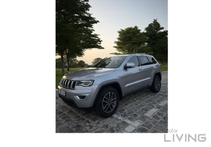 Jeep Grand Cherokee Laredo 2019