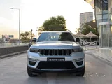 JEEP GRAND CHEROKEE LAREDO 2025