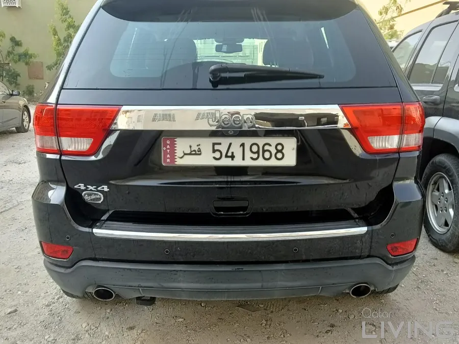 JEEP GRAND CHEROKEE OVERLAND 5.7L 8CYL. BLACK