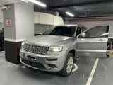 Jeep Grand Cherokee Summit V8