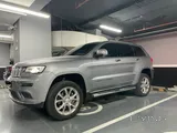 Jeep Grand Cherokee Summit V8