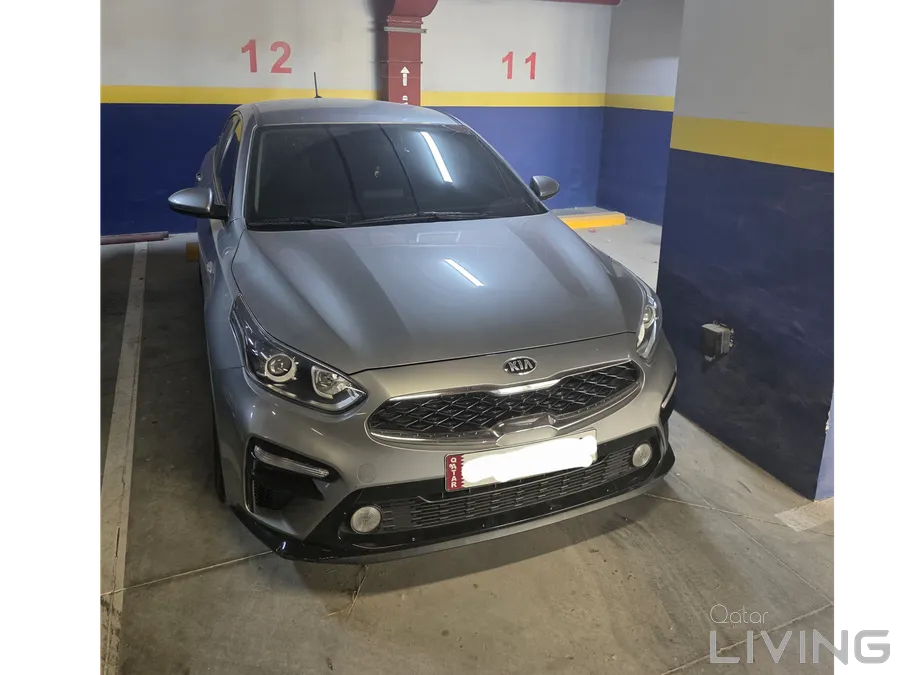 Kia cerato hatchback   
