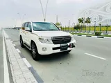 Land Cruiser 2009 GXR V8 - 270000 KM Good condition