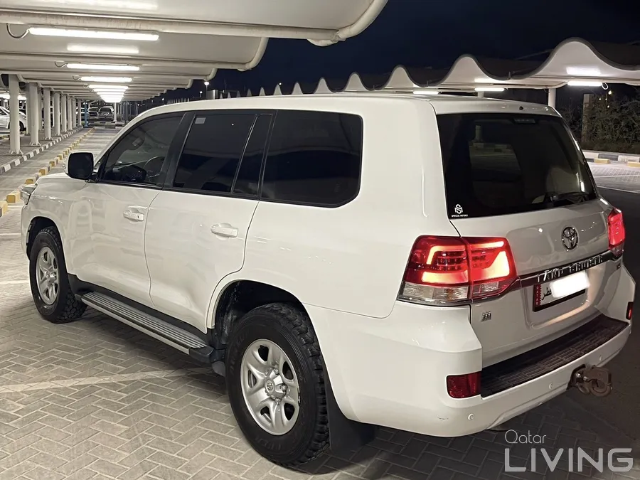 Land Cruiser 2016 v6