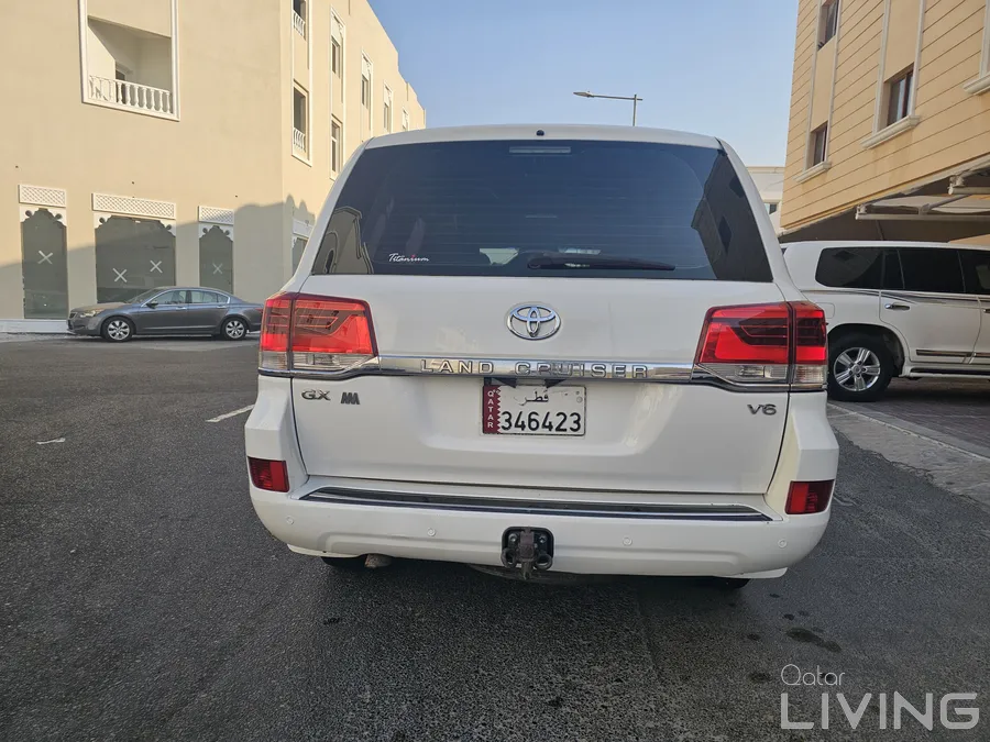 Land cruiser gx 2008 convert to 2021