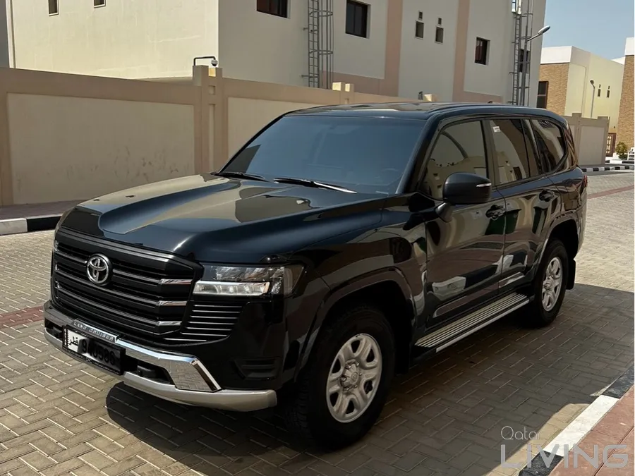 Land cruiser GX 2024 , service package up to 40k , Full body protection