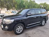 Land Cruiser GXR 2020 v8