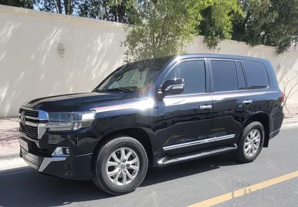 Toyota Land Cruiser GXR 2017