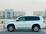 LAND CRUISER GXR V8 MODEL 2018