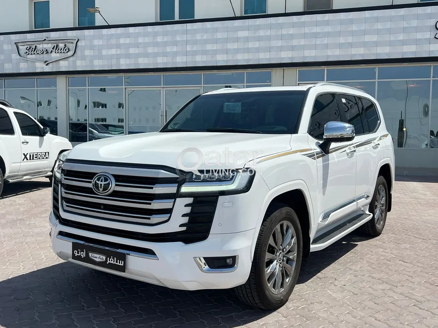 Land Cruiser VXR twin turbo 2024