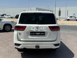 Land Cruiser VXR twin turbo 2024