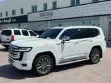 Land Cruiser VXR twin turbo 2024