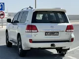 Land Cruiser VXR 2011