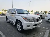 Land cruiser VXR 2015 ITS 5.7CC PERFECT CONDITION 