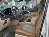 Land cruiser VXR 2015 ITS 5.7CC PERFECT CONDITION 
