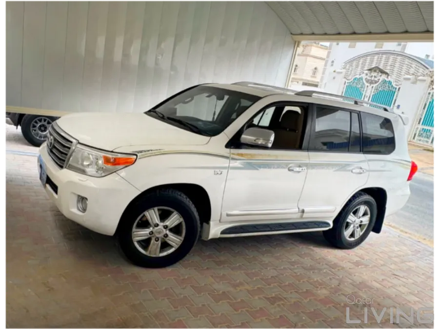 Land Cruiser VXR 5.7