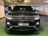 land cruiser VXS 2018 low mileage