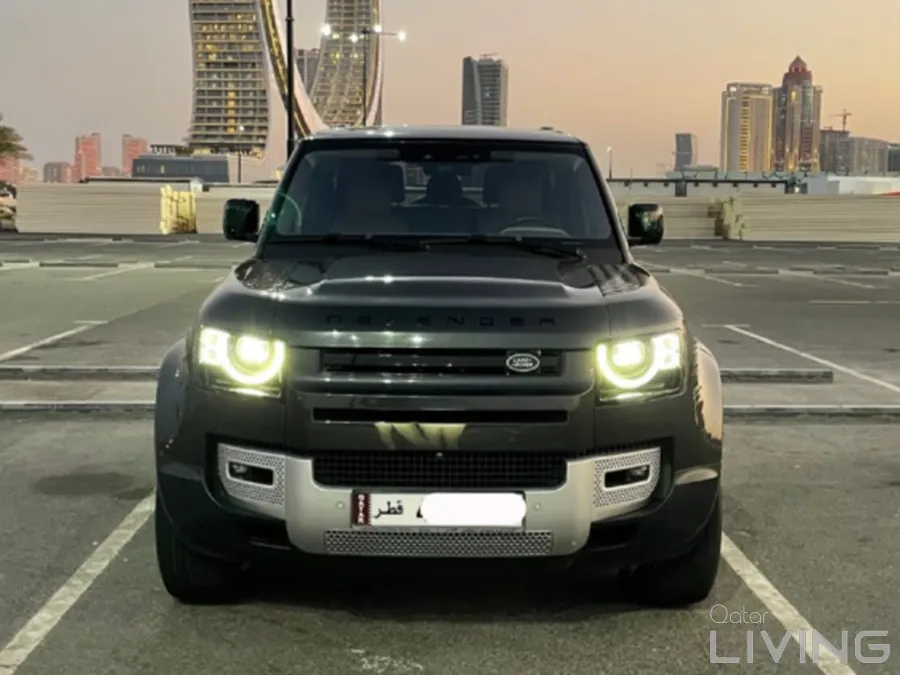 Land Rover Defender P90 HSE
