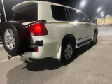 Landcruiser GXR - 2011 White