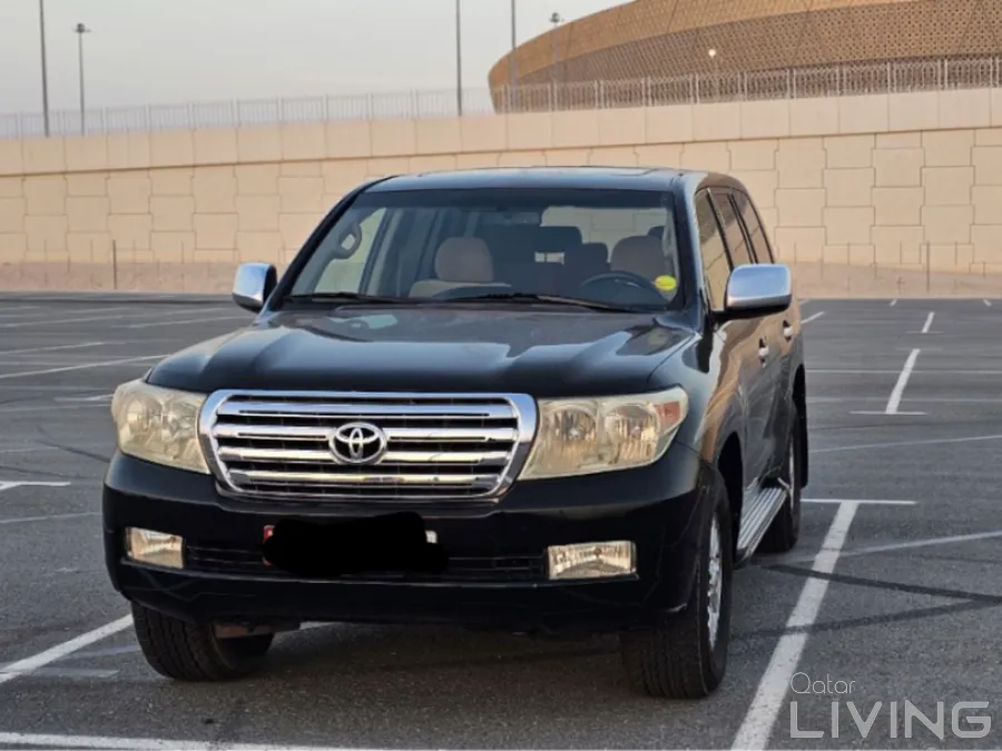 Landcrusier 2009 model