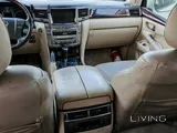 Lexus 2011 LX570/ 245700KM