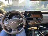 Lexus ES 350- Single owner.  BRAND new condition 