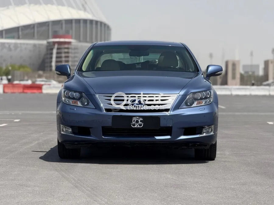 Lexus LS 600hL 2012