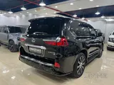 Lexus LX 570