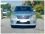 Lexus LX-570 2011